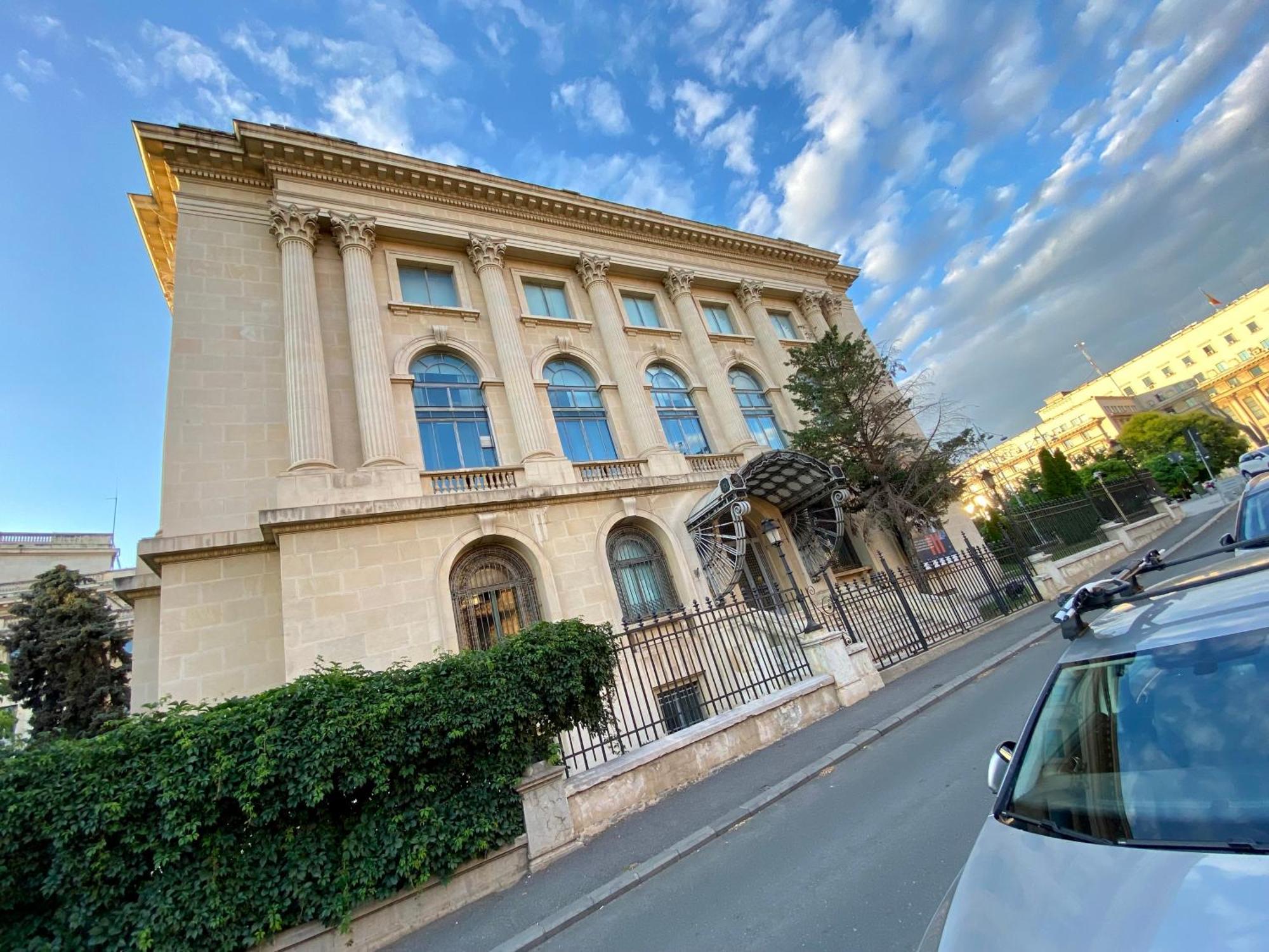 Downtown Studio - Ultra Central With Park View Bucharest Exterior photo